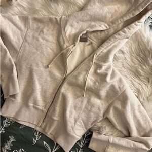 KITH WOMENS LARGE CROPPED ZIP UP HOODIE NEUTRAL COLORS GREAT CONDITION